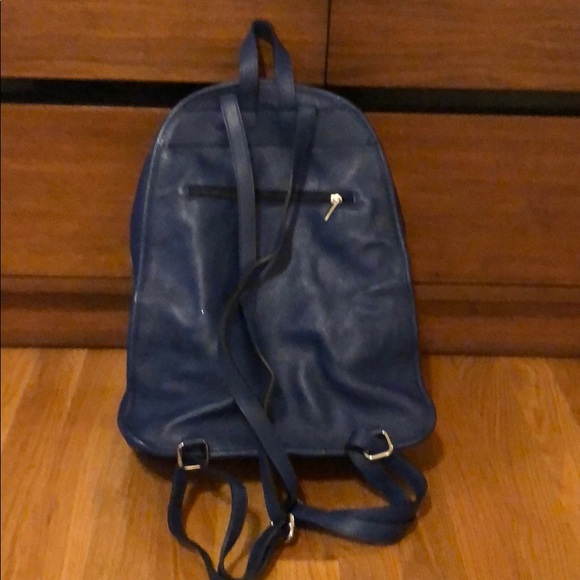 Leather Backpack - Picture 4 of 7